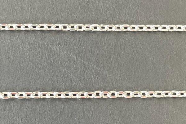Light Diamond Cut Trace Pendant Chain