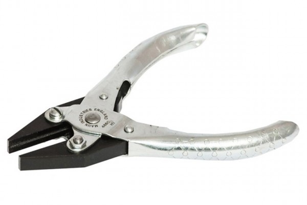 Maun Flat Nose Parallel Pliers (Vee Groove, Serrated)