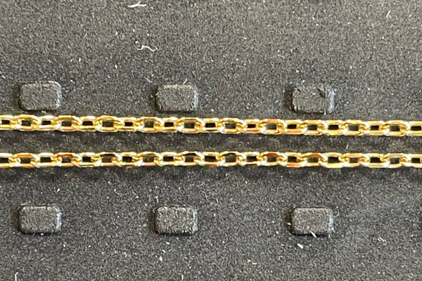 Medium Diamond-Cut Trace Pendant Chain