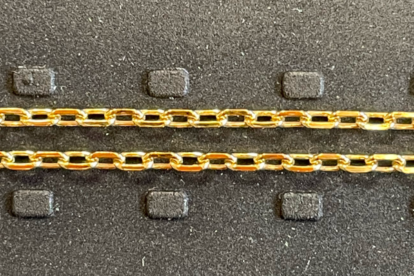 Heavy Diamond-Cut Trace Pendant Chain